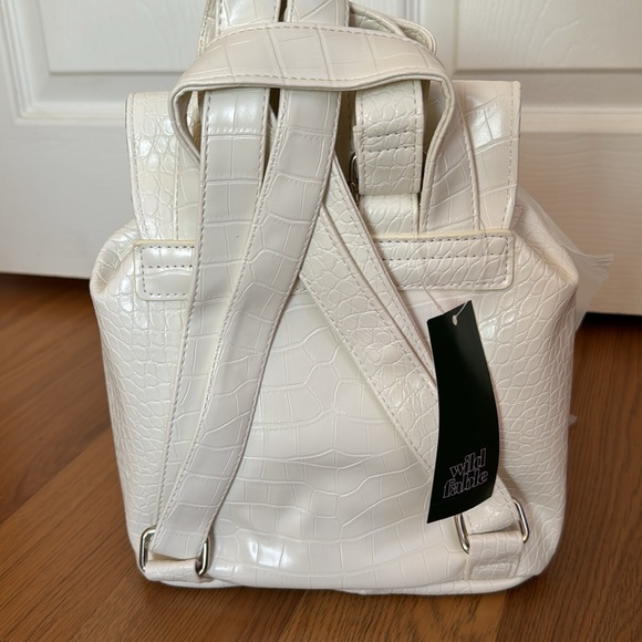 Wild Fable NWT mini backpack in ivory color - Picture 2 of 5